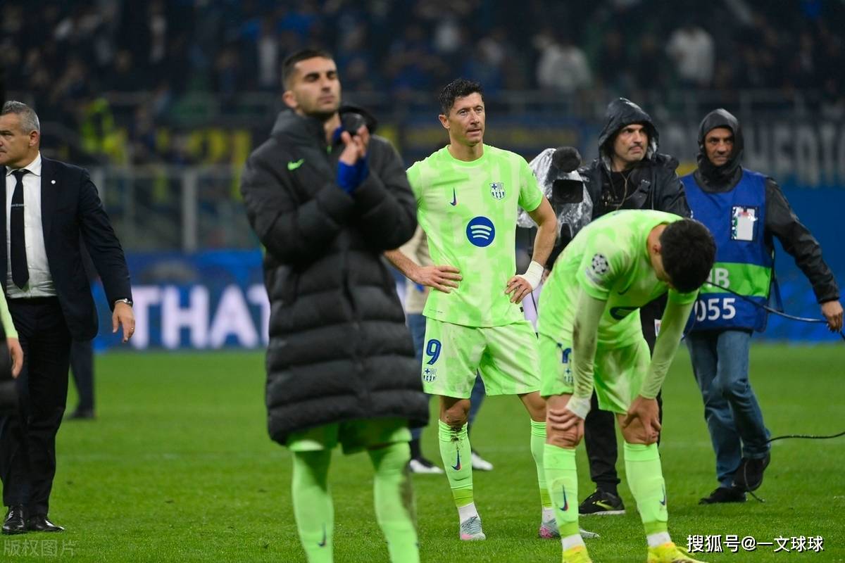 巴萨客场大败，欧冠出局前途未卜的简单介绍