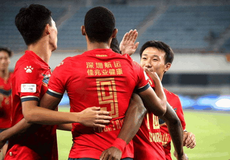 包含武汉卓尔主场告捷，稳健迈进积分榜的词条